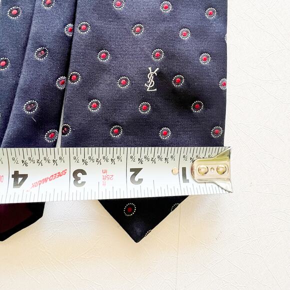 VTG Yves Saint Laurent Mens 100 Silk Tie Navy & Red Dots, Embroidered Logo EUC - Picture 8 of 10